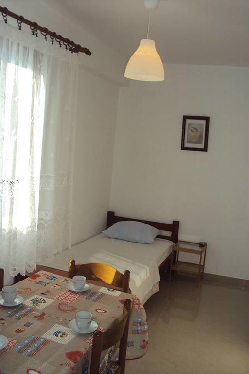 Apartments Marko Vrsi Esterno foto