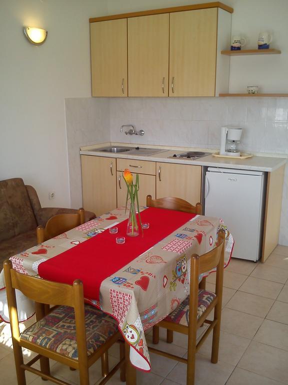 Apartments Marko Vrsi Esterno foto