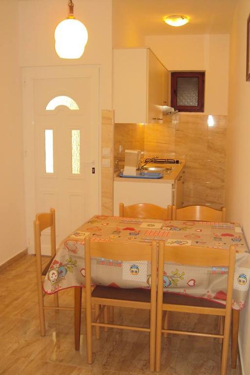 Apartments Marko Vrsi Esterno foto